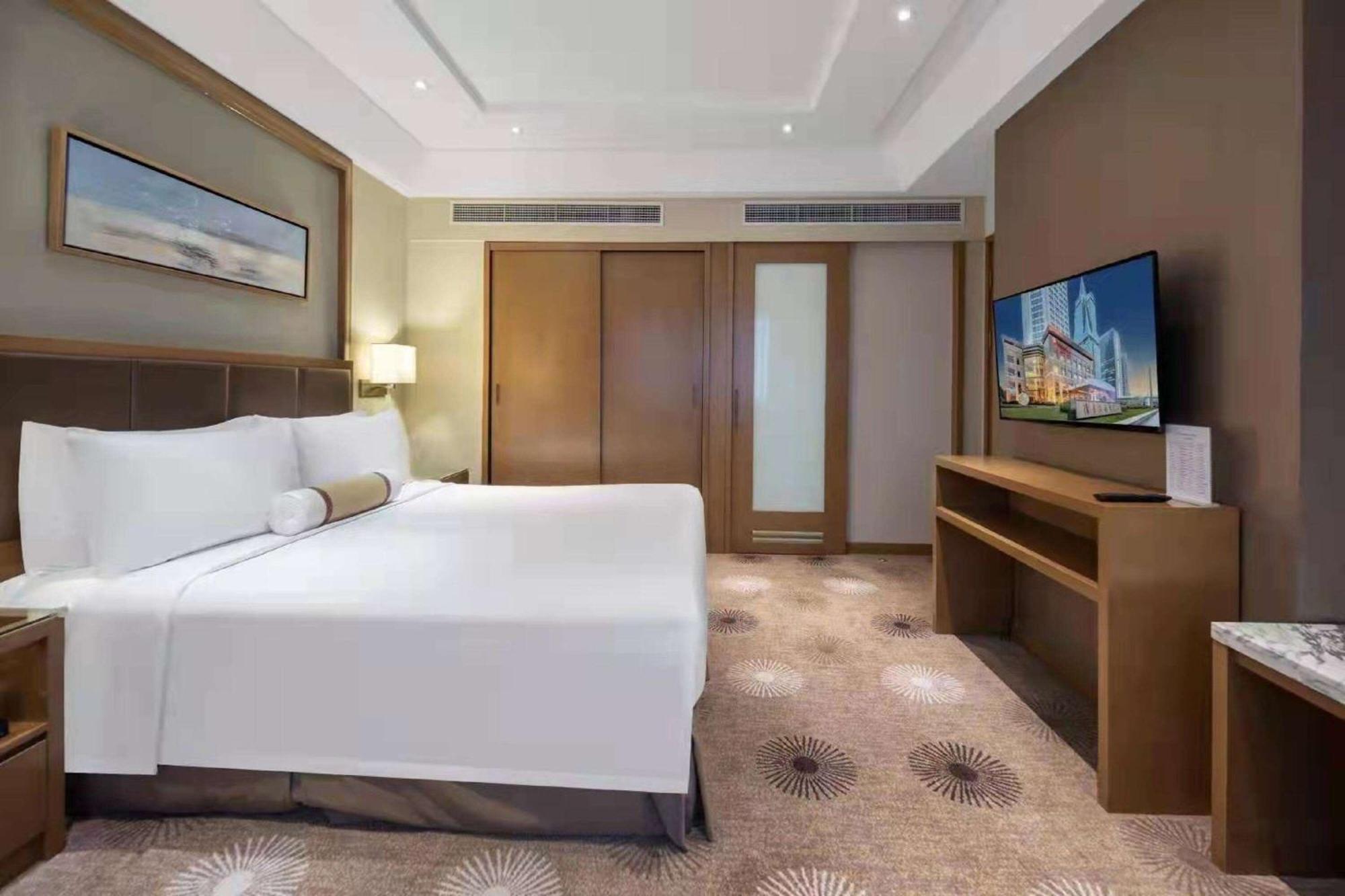 Ramada Plaza Pudong Shanghai Hotel Eksteriør billede